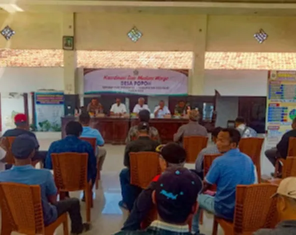 ‎Ketua Paguyuban Pasar Tradisional Tegaskan !! Polemik PKL Desa Popoh Berujung Sediakan Masa Yang Lebih Besar, Untuk Perjuangkan PKL Pribumi Asli Desa Popoh.*